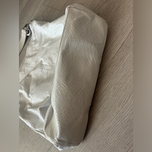 Betsey Johnson Hobo Bag Tassle Silverhardware - Picture 5 of 9